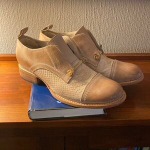 FB Mabel US 9